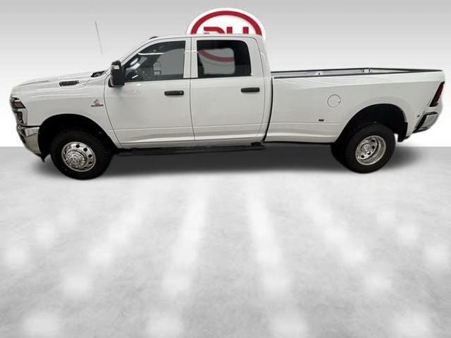 New 2026 RAM 3500 Tradesman AWD/4WD image 8