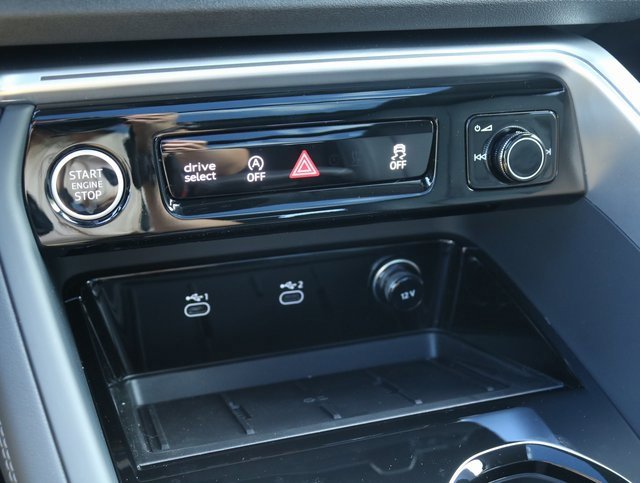 New 2025 Audi Q5 Premium Plus image 28