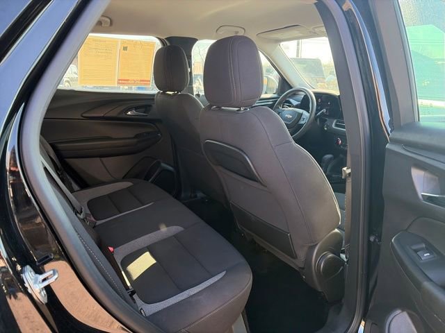 Used 2024 Chevrolet TrailBlazer LS image 30