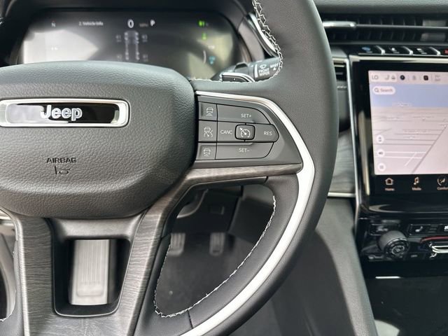 New 2024 Jeep Grand Cherokee Limited 4xe w/ Luxury Tech Group II image 13