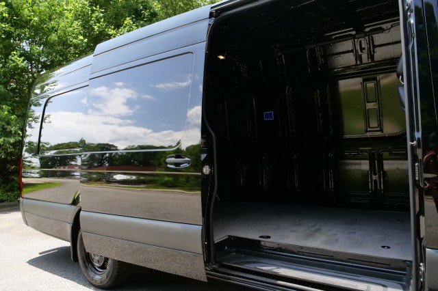 Used 2022 Mercedes-Benz Sprinter 2500 image 26