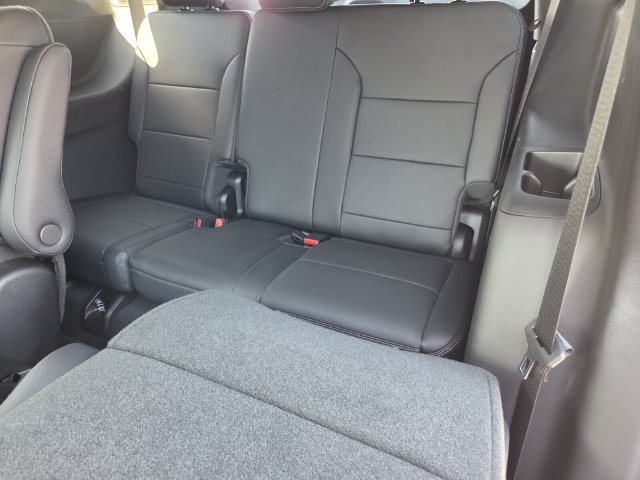 Used 2026 Chevrolet Traverse High Country FWD image 11