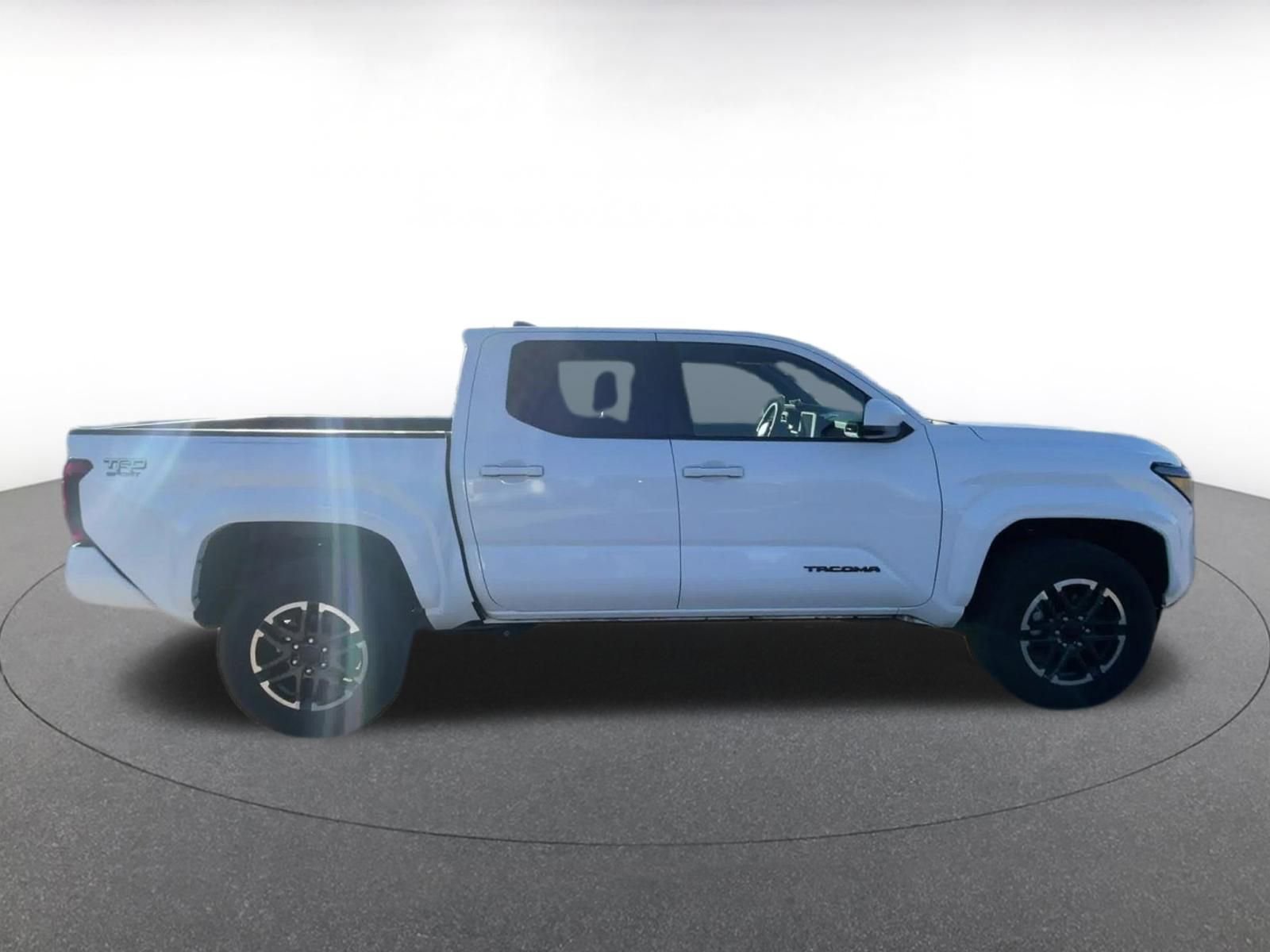 Used 2024 Toyota Tacoma TRD Sport image 16