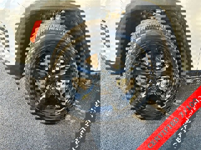 Certified 2024 Jeep Grand Cherokee Altitude image 10