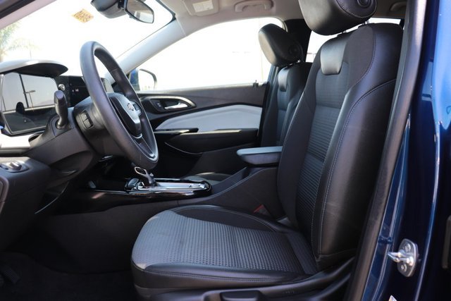 Used 2024 Chevrolet Trax LT FWD image 10