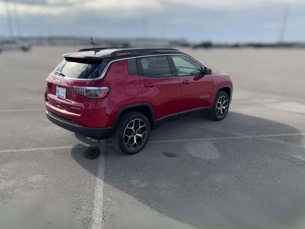New 2026 Jeep Compass Limited image 12