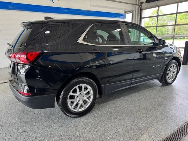 Used 2023 Chevrolet Equinox LT FWD image 11