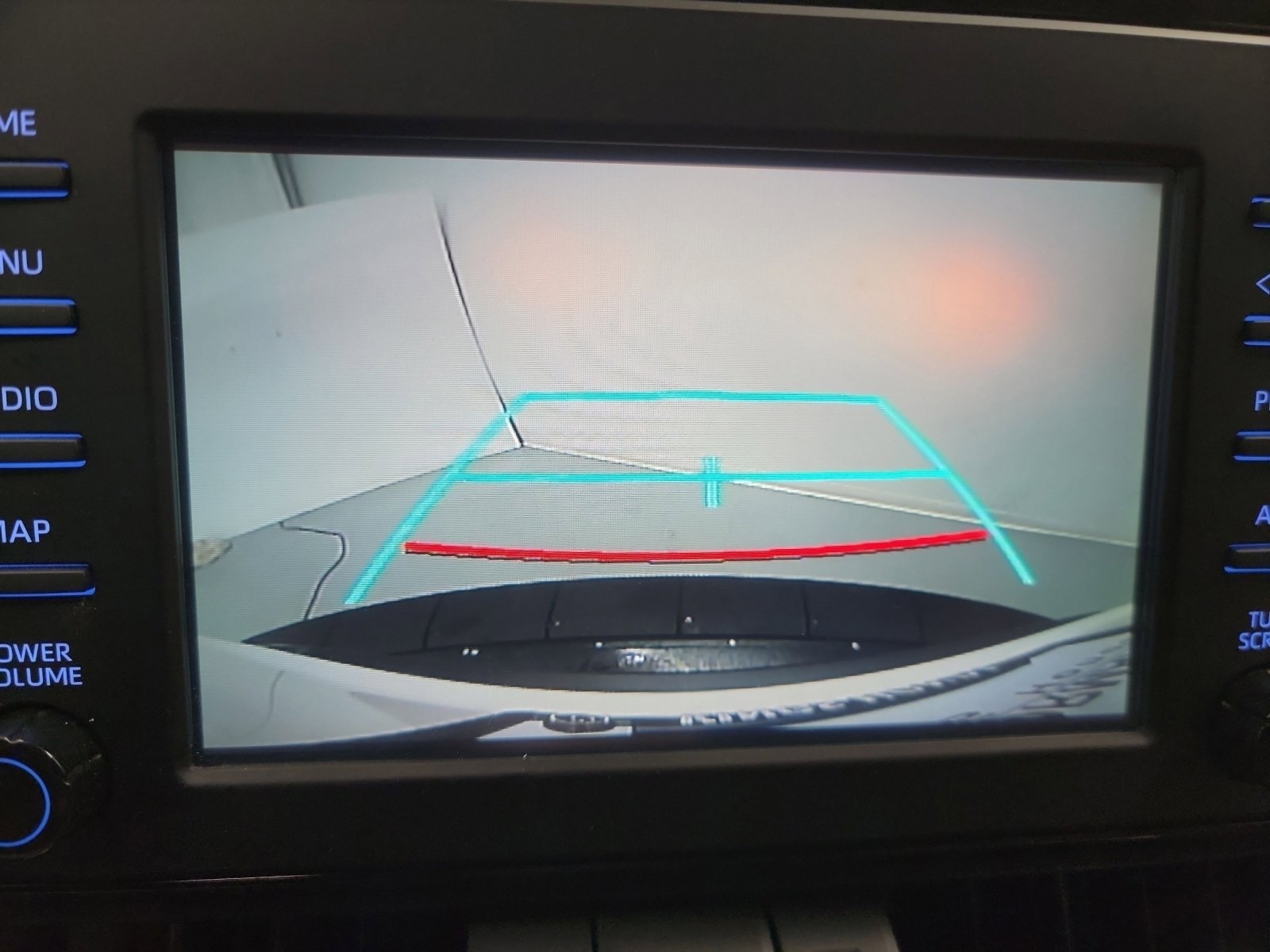 Used 2019 Toyota RAV4 XLE Premium w/ Cold Weather Package FWD image 23