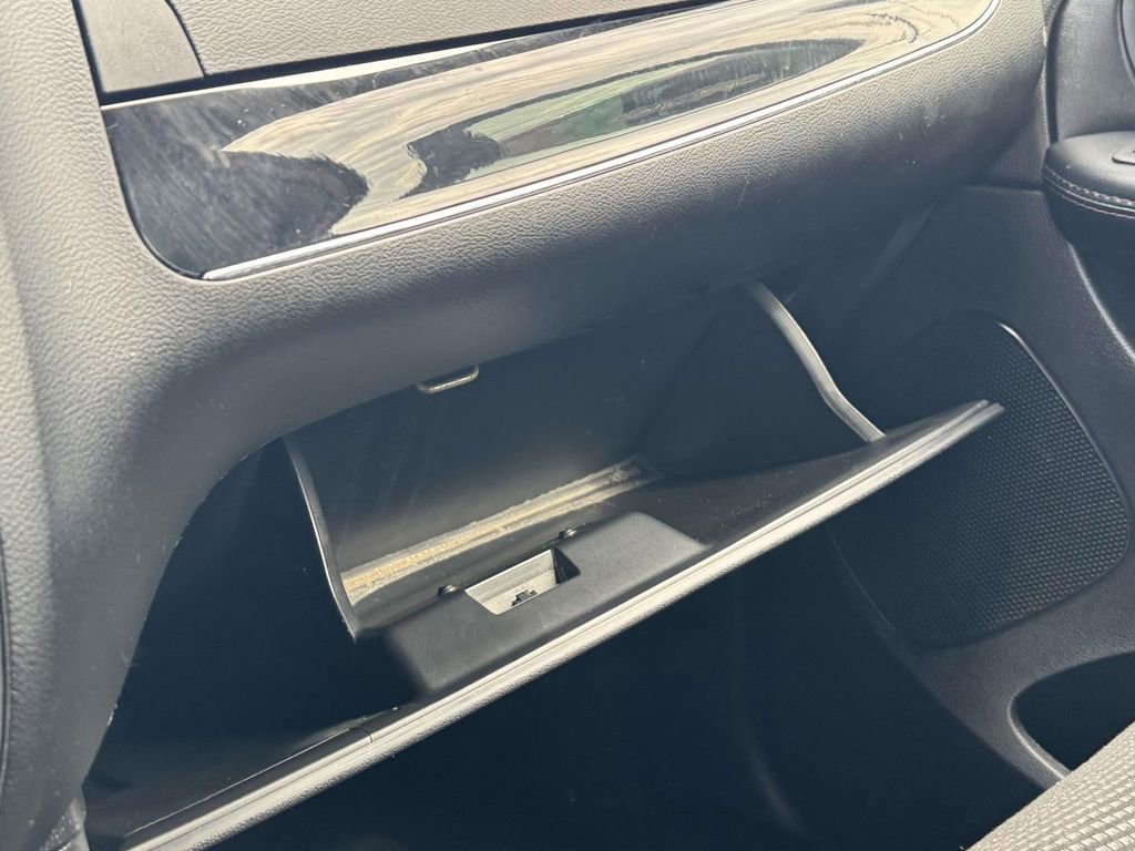 Used 2020 Dodge Grand Caravan SE image 8