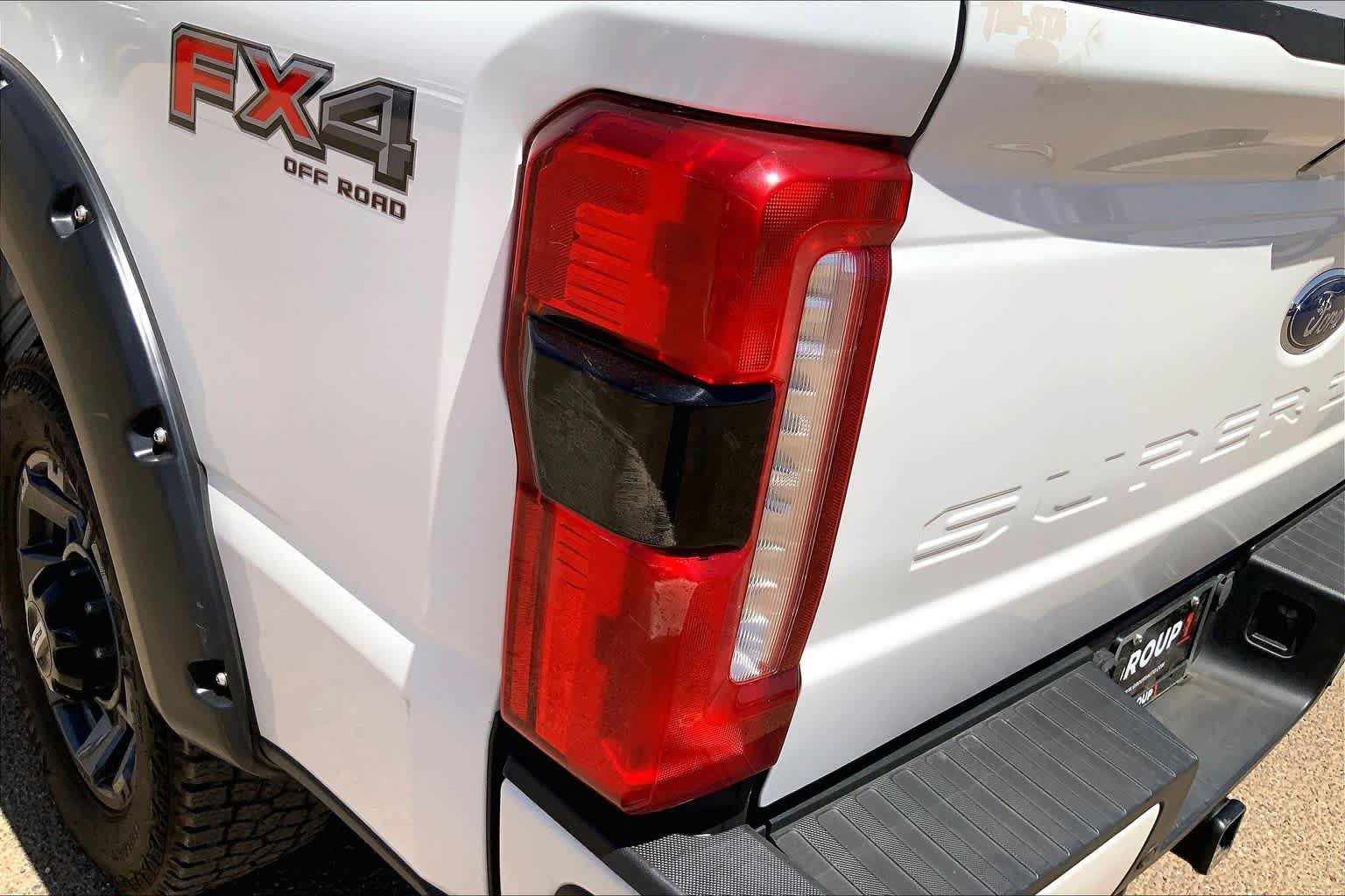 Used 2023 Ford F250 Lariat w/ Sport Appearance Package AWD/4WD image 32