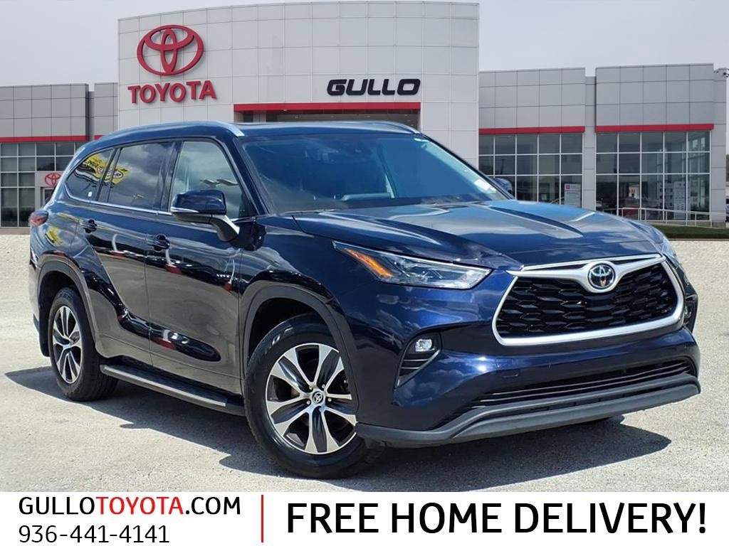 Certified 2022 Toyota Highlander XLE