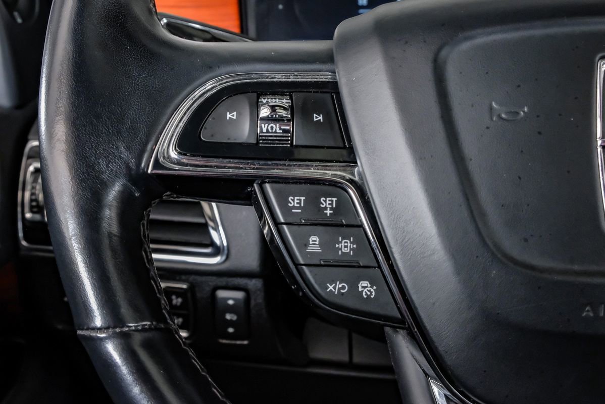 Used 2024 Lincoln Navigator Reserve AWD/4WD image 16