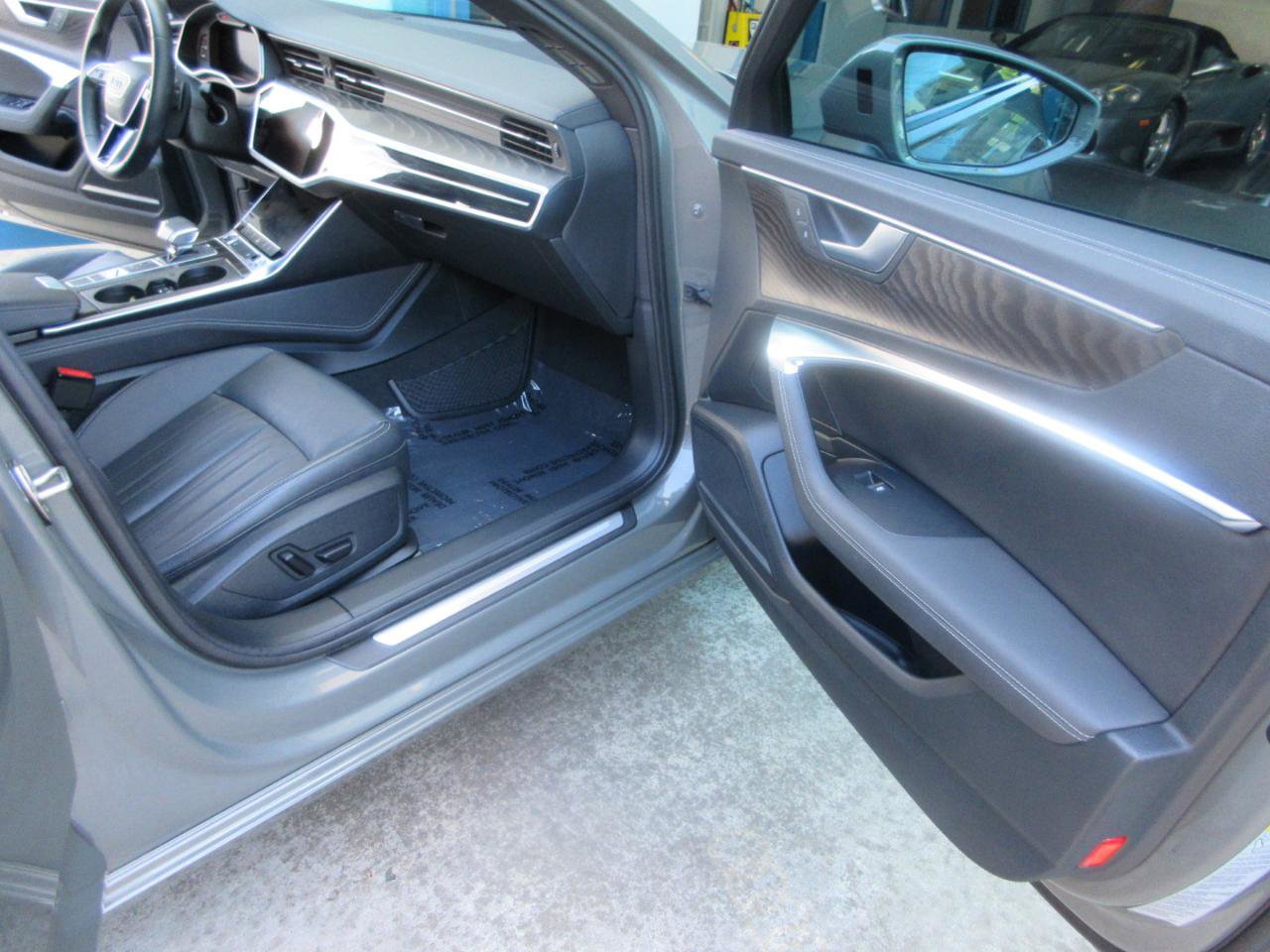 Used 2023 Audi A6 Premium Plus w/ Premium Plus Package image 23