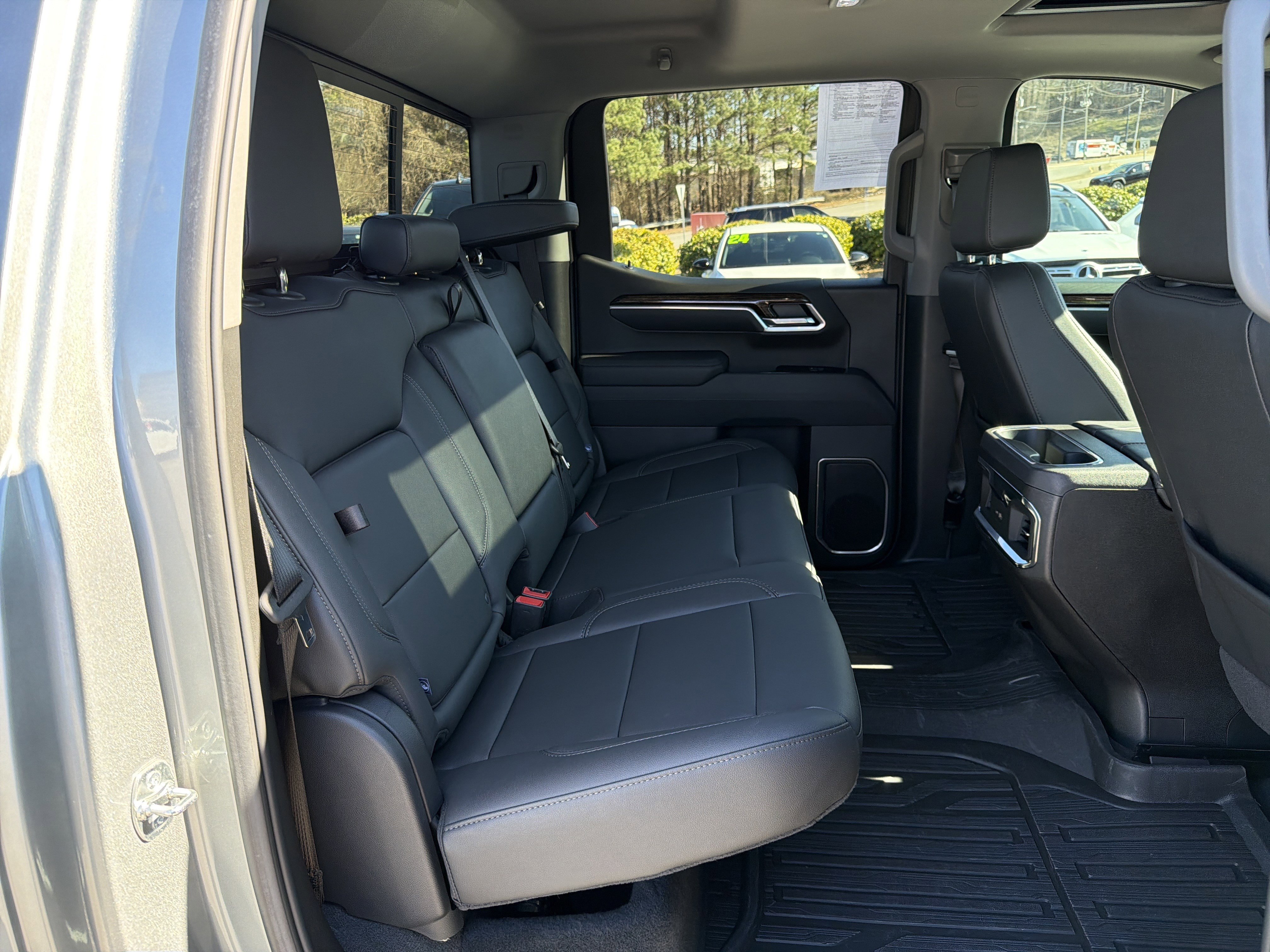 Used 2025 GMC Sierra 1500 Elevation w/ Elevation Premium Package image 27