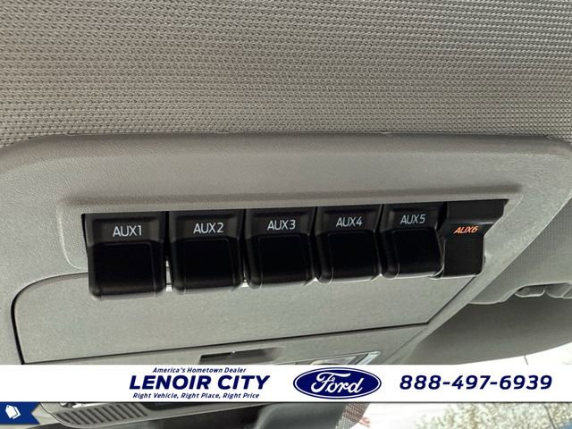 New 2026 Ford F250 Lariat w/ Black Appearance Package image 27