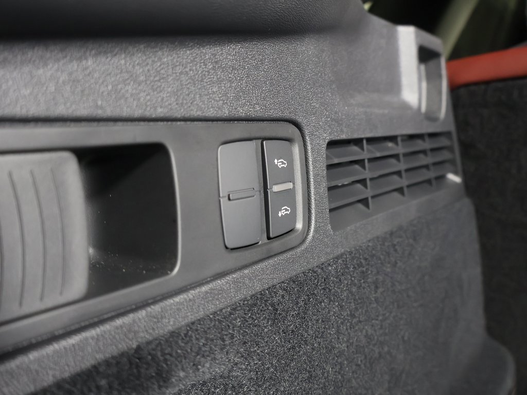New 2025 Audi SQ5 Premium Plus image 15