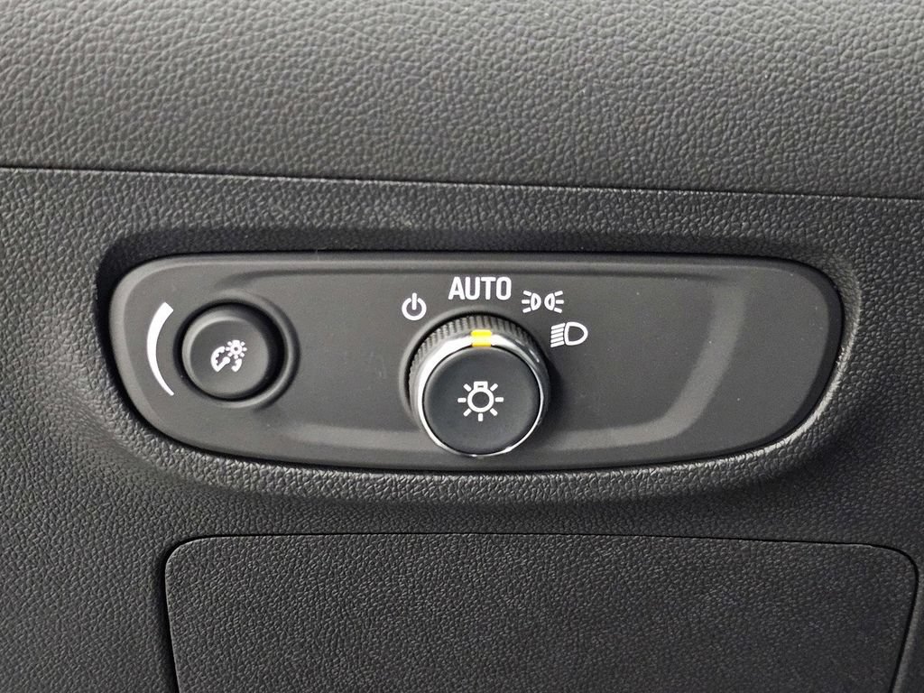 New 2026 Buick Encore GX Sport Touring w/ Advanced Technology Package FWD image 36