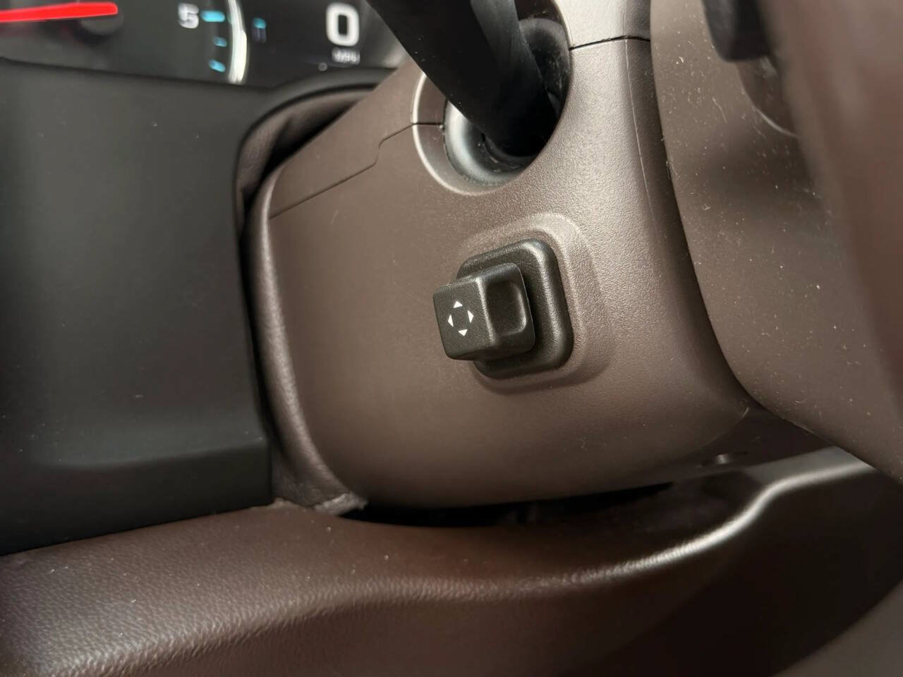 Used 2018 GMC Yukon Denali w/ Denali Ultimate Package AWD/4WD image 31