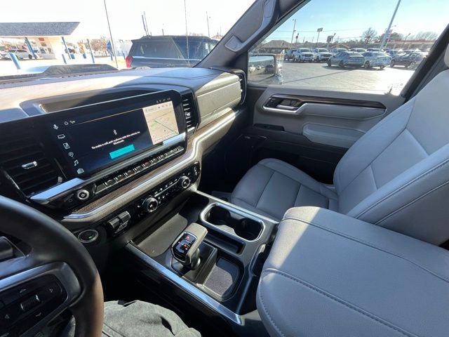 Used 2025 Chevrolet Silverado 1500 LT Trail Boss w/ Convenience Package II image 13