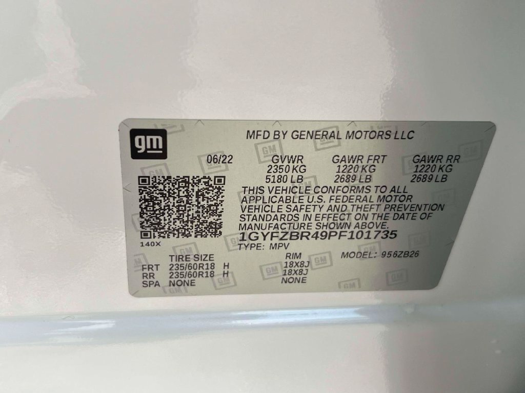 Used 2023 Cadillac XT4 Luxury w/ Cold Weather Package AWD/4WD image 19