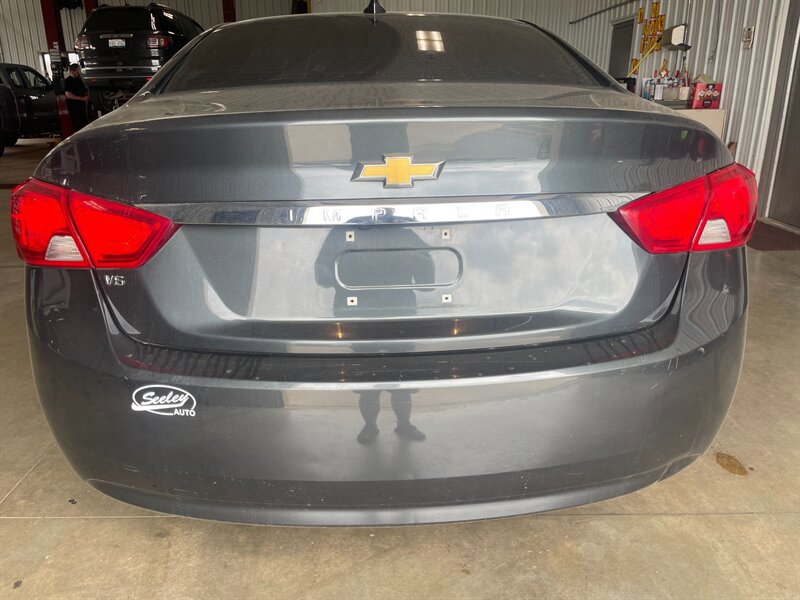 Used 2018 Chevrolet Impala LS FWD image 21