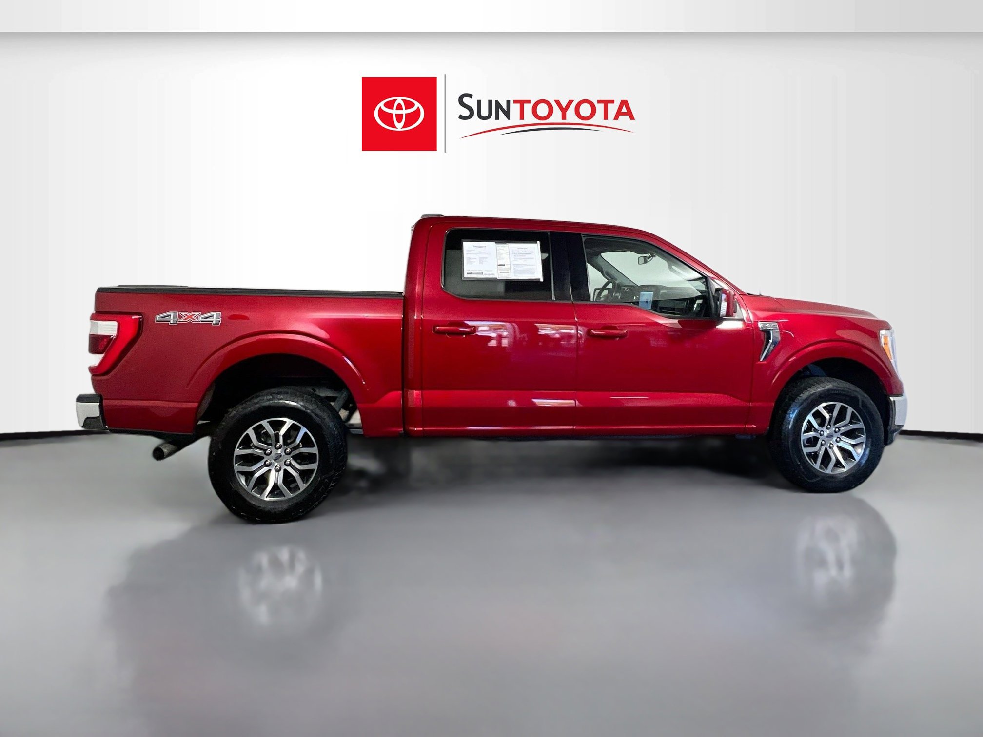 Used 2022 Ford F150 Lariat AWD/4WD image 2
