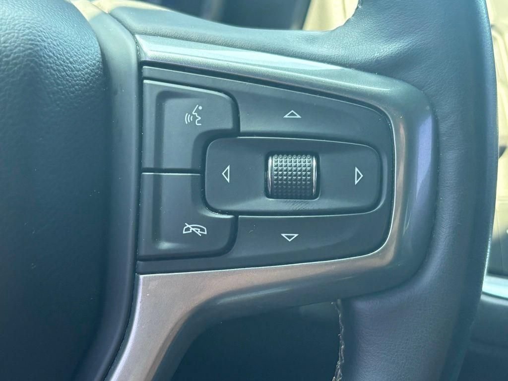 Used 2023 Chevrolet Suburban Z71 AWD/4WD image 13