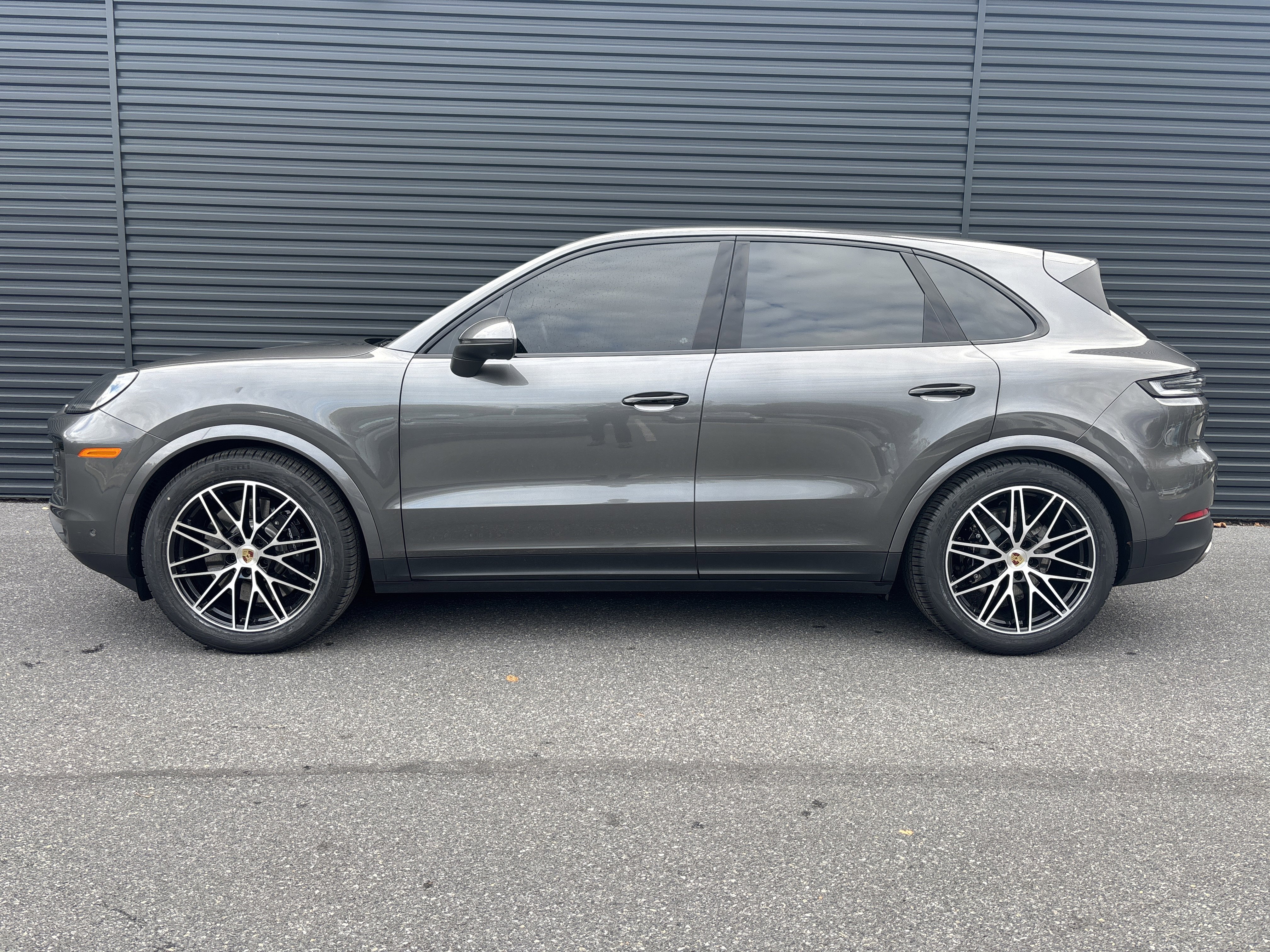 Certified 2024 Porsche Cayenne S image 2
