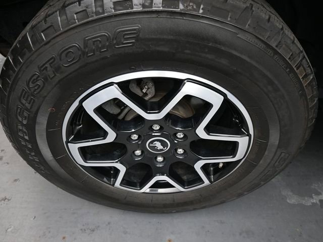 Used 2022 Ford Bronco Outer Banks AWD/4WD image 12