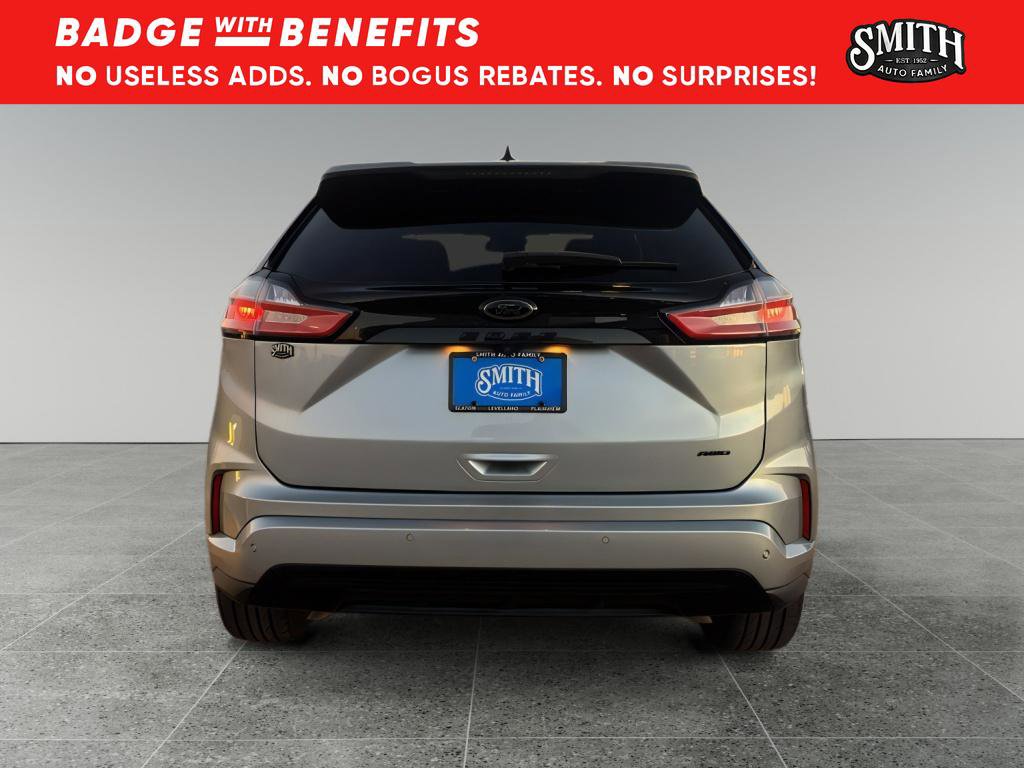 Certified 2023 Ford Edge SE w/ Black Appearance Package image 6