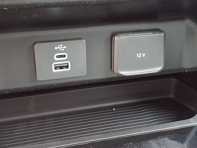 New 2026 Ford F250 XLT w/ FX4 Off-Road Package AWD/4WD image 13