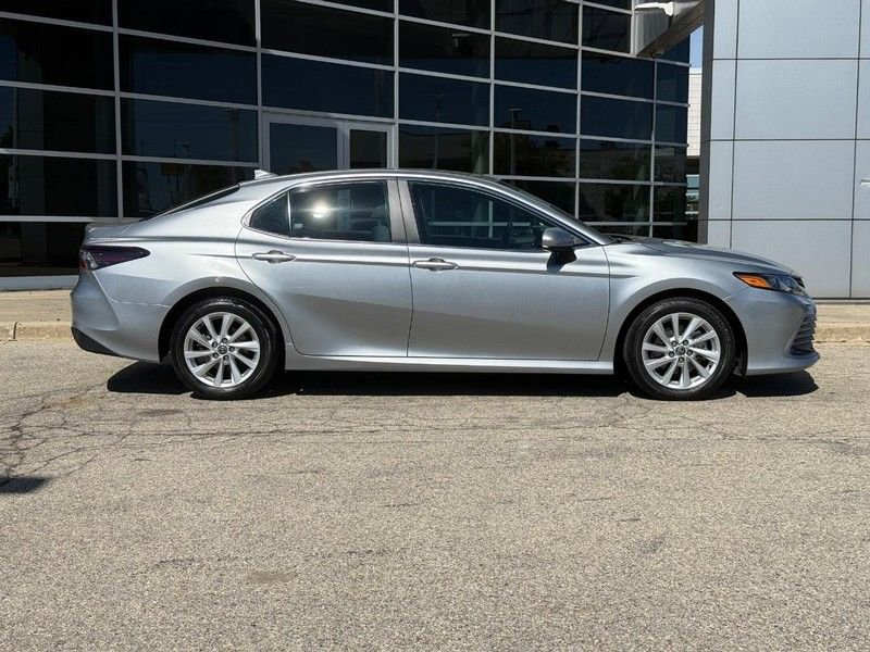 Used 2023 Toyota Camry LE FWD image 2