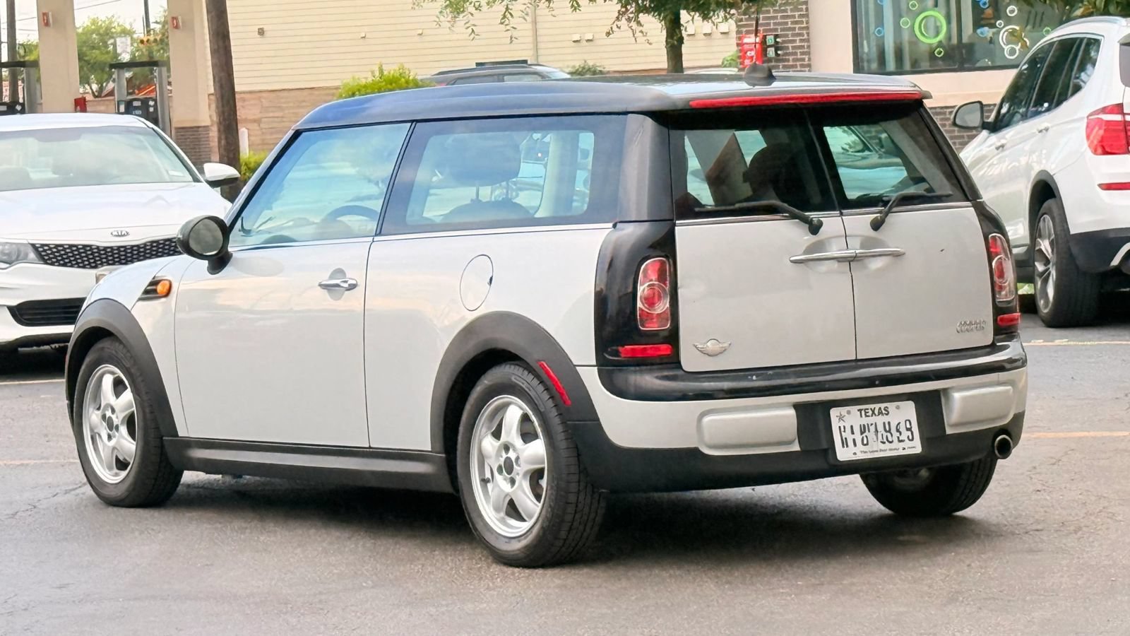 Used 2011 MINI Cooper Clubman FWD image 5