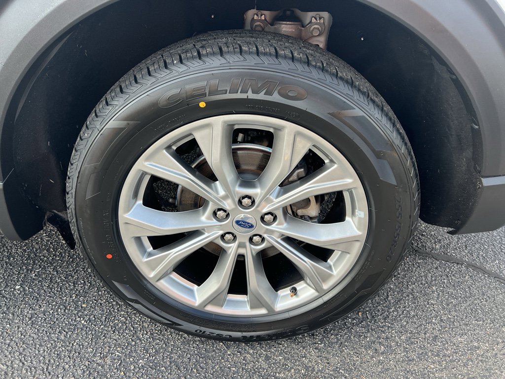 Used 2024 Ford Explorer Limited image 11