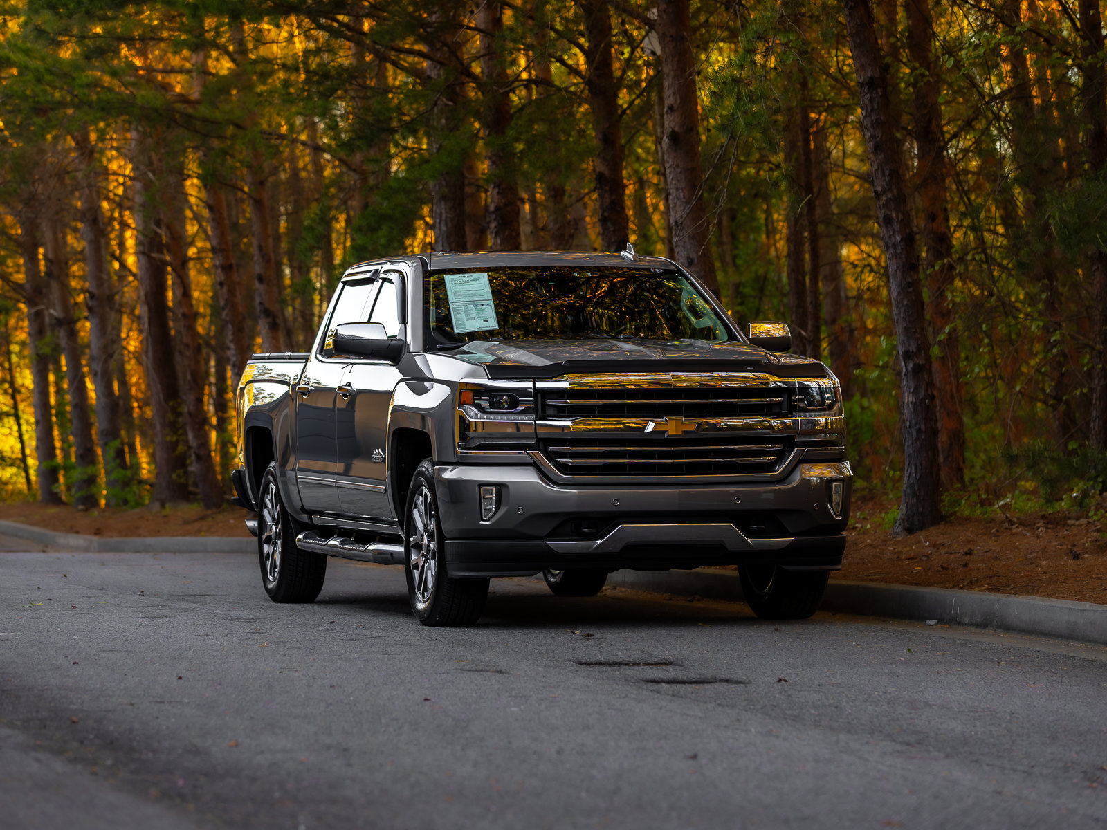 Used 2017 Chevrolet Silverado 1500 High Country image 43