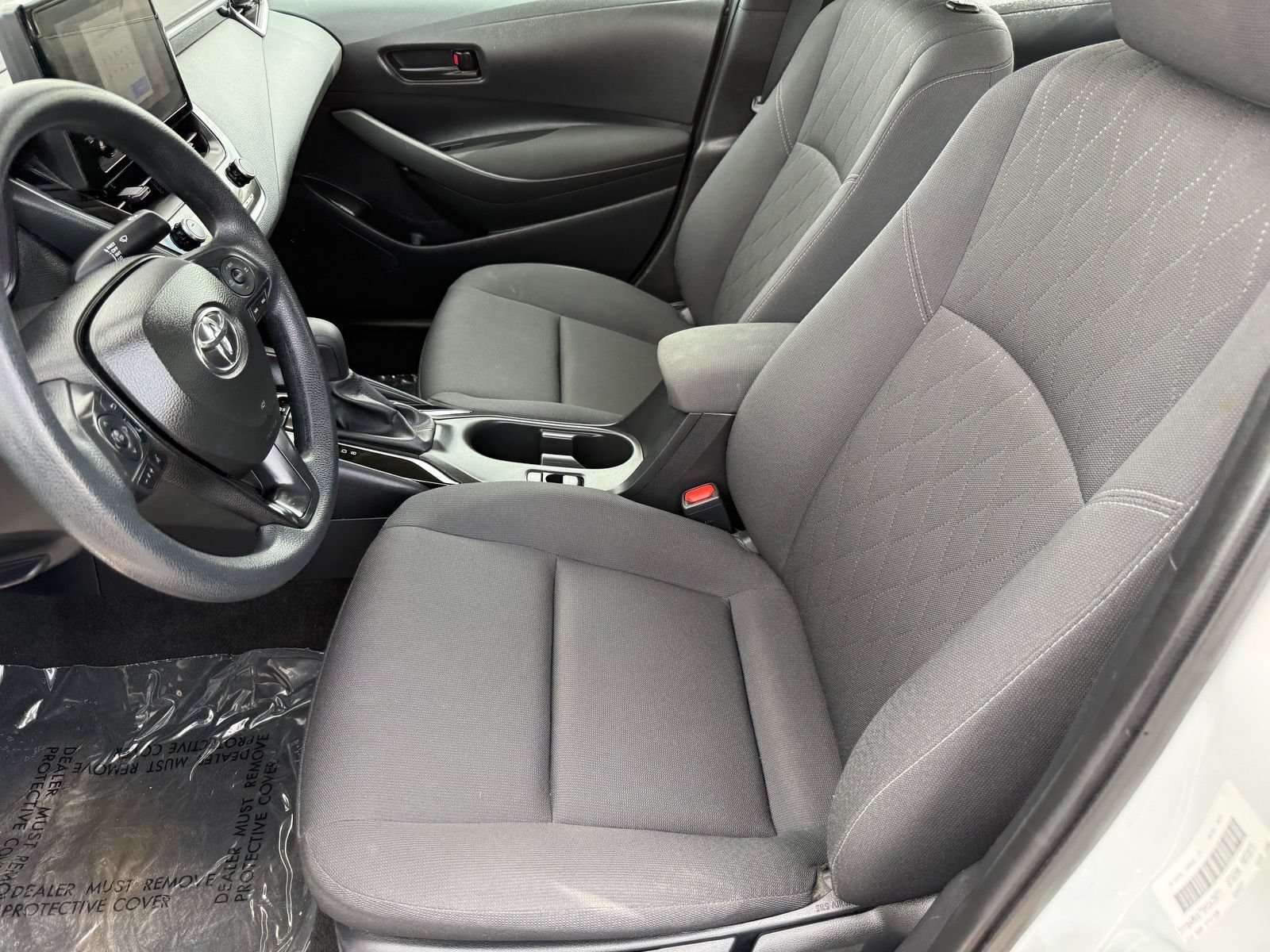 Used 2025 Toyota Corolla LE FWD image 13