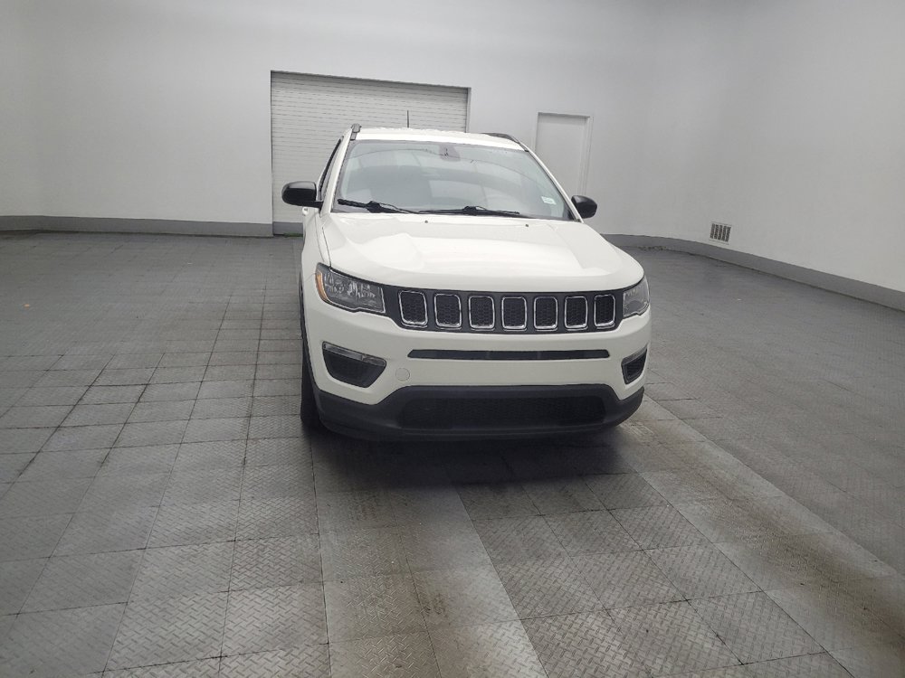 Used 2018 Jeep Compass Sport w/ Tech Group FWD image 14