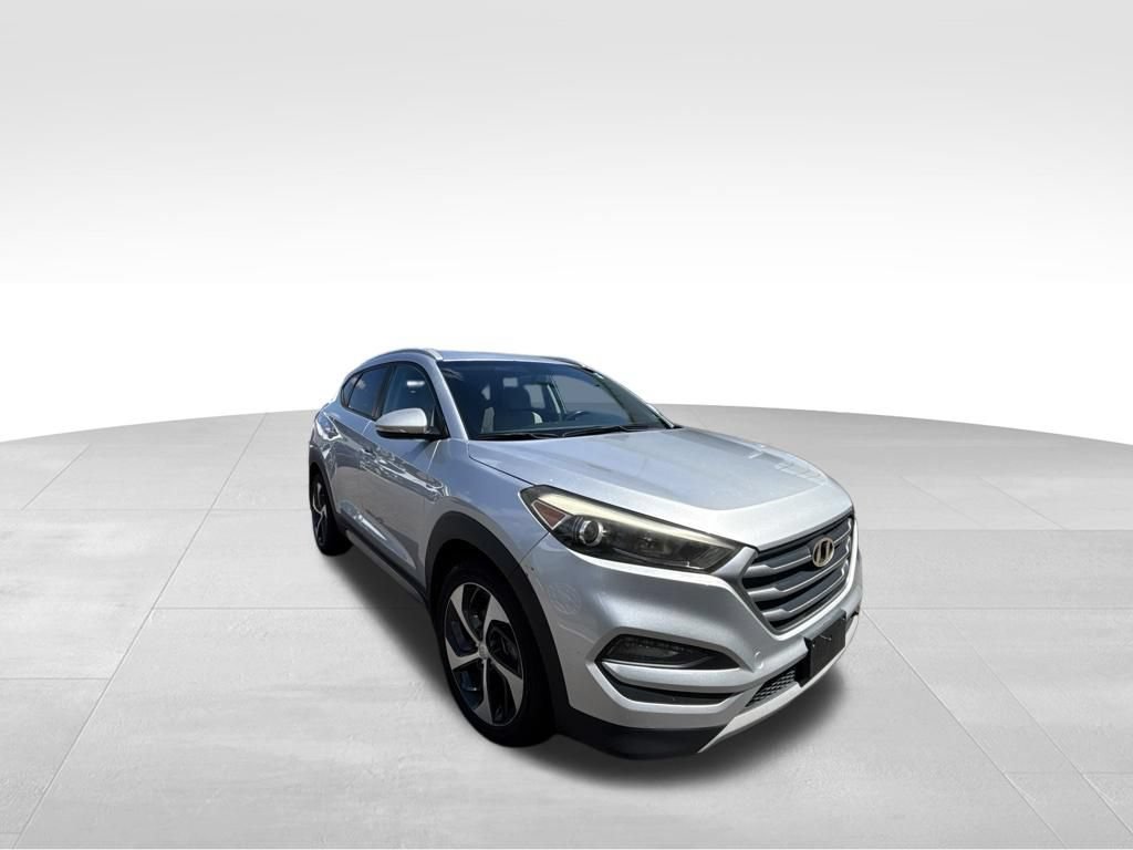 Used 2017 Hyundai Tucson Sport FWD image 9