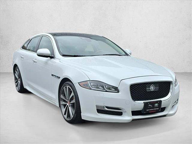 Used 2019 Jaguar XJ R-Sport AWD/4WD image 3