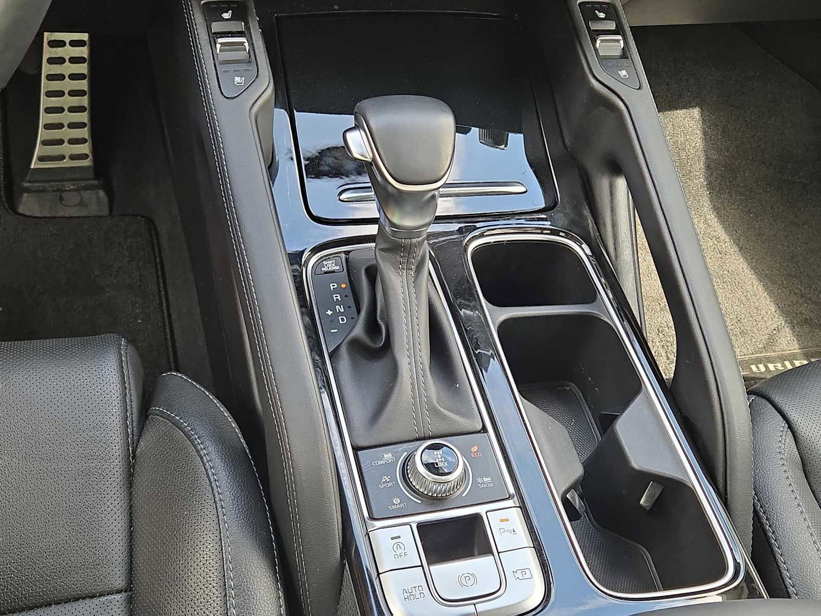 Used 2024 Kia Telluride SX w/ Towing Package image 59