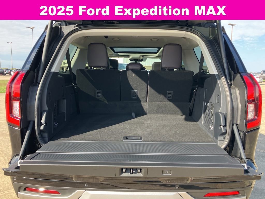New 2025 Ford Expedition Max Platinum w/ Platinum Ultimate Package image 17