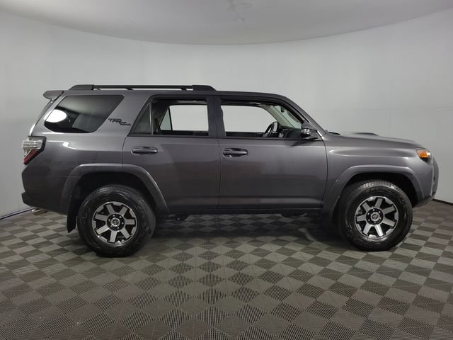 Used 2023 Toyota 4Runner TRD Off-Road Premium w/ Moonroof Package AWD/4WD image 11
