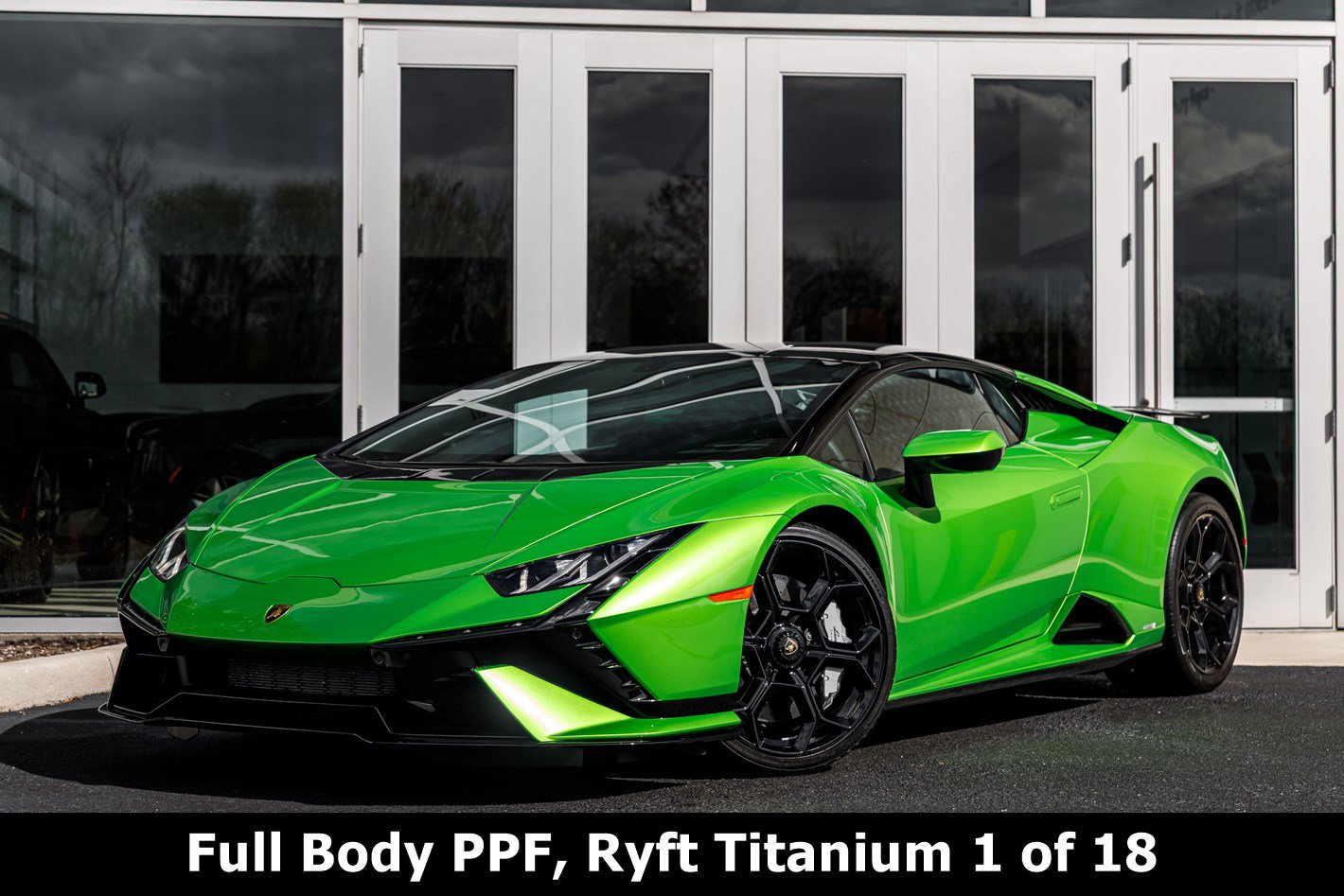Used 2023 Lamborghini Huracan Tecnica image 1