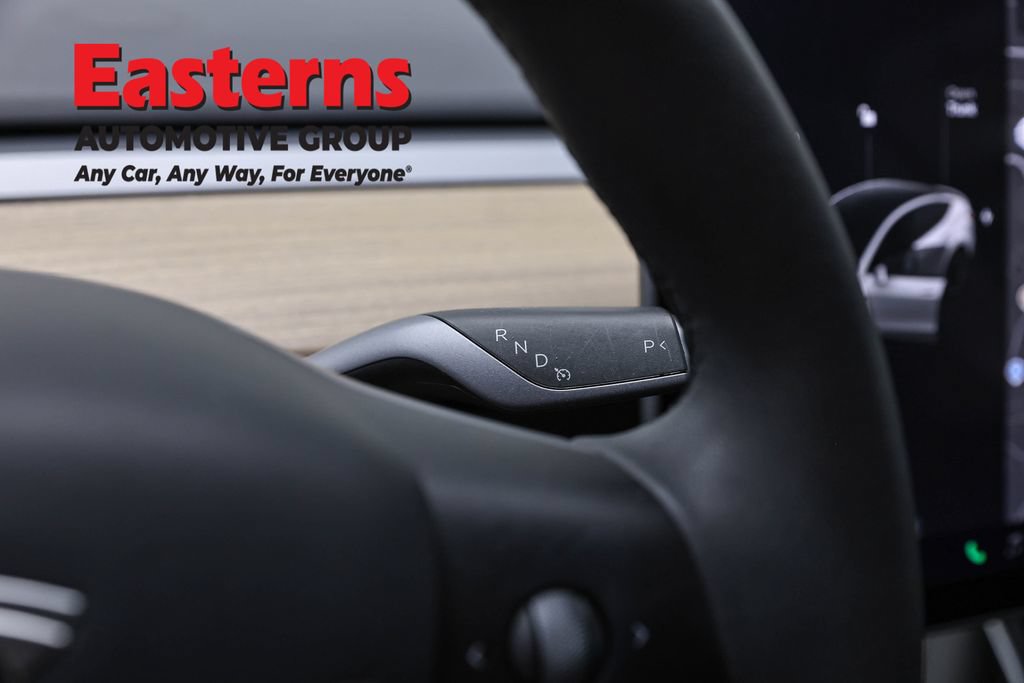 Used 2021 Tesla Model Y Long Range AWD/4WD image 12