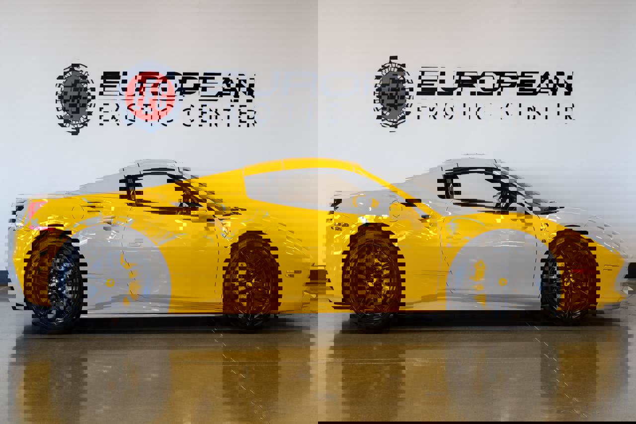 Used 2018 Ferrari 488 Spider image 21