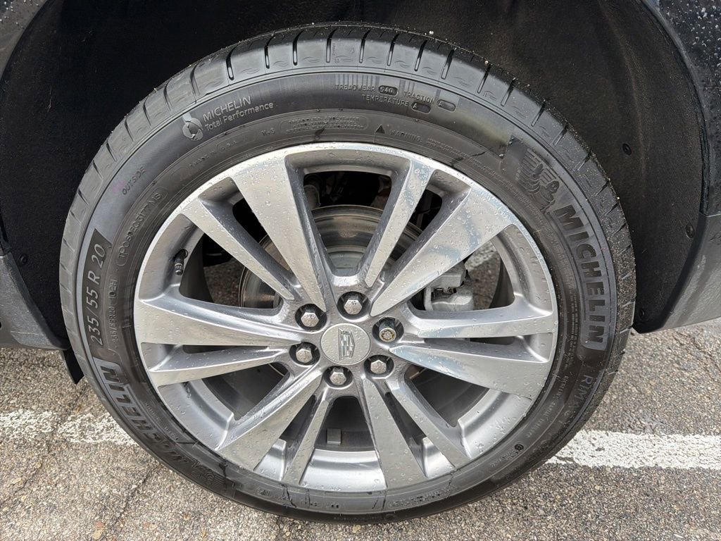 Certified 2023 Cadillac XT5 Premium Luxury w/ LPO, Floor Liner Package image 16