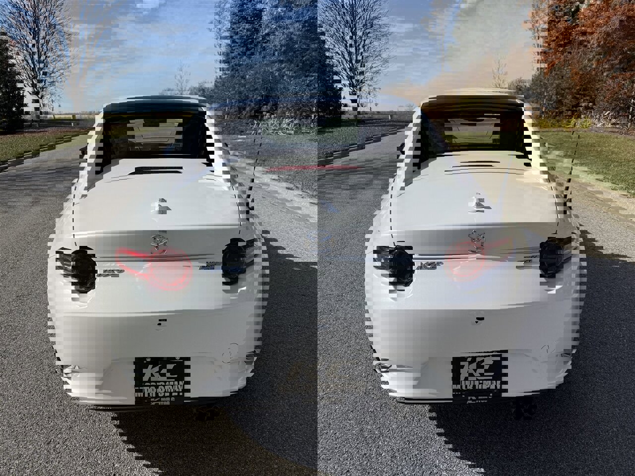 Used 2019 MAZDA MX-5 Miata RF Grand Touring image 10