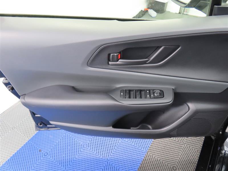 Used 2025 Toyota Prius LE FWD image 11