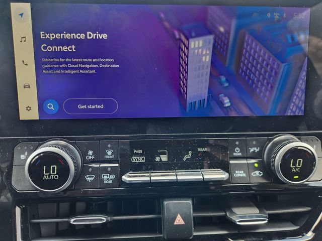 Certified 2026 Toyota Highlander XLE AWD/4WD image 15