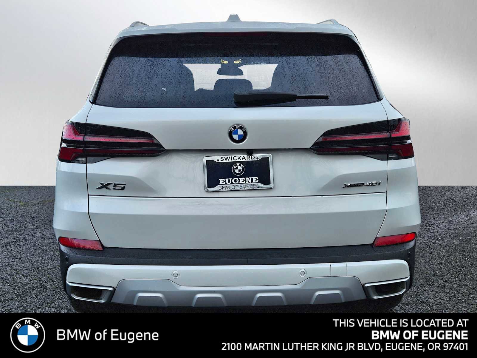 Used 2024 BMW X5 xDrive40i w/ Premium Package image 4